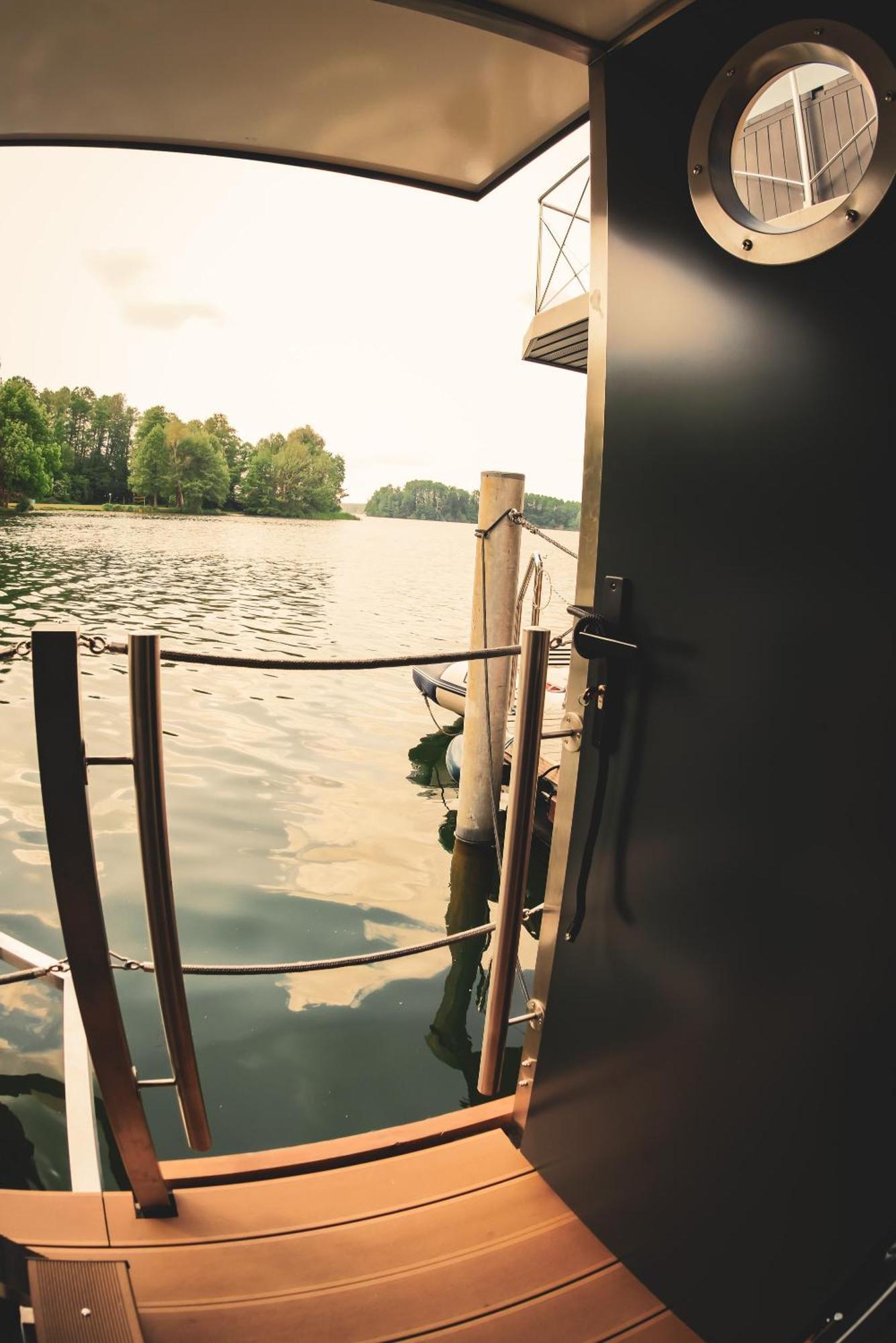 Traumzeitboot2 Auf Dem Scharmuetzelsee Bad Saarow Dış mekan fotoğraf